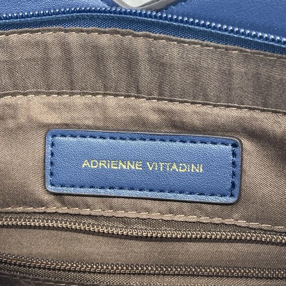 Adrienne Vittadini Sig Crossbody Logo Monogram Buckle Lock Detail Blue Tan Cream - Picture 7 of 9